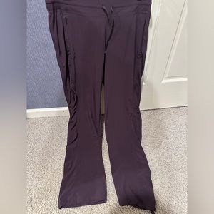 Athleta plum La Viva Pants Lightweight full length